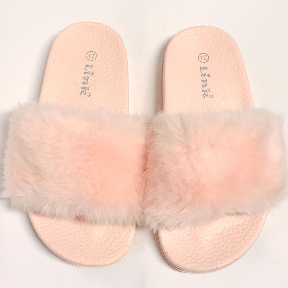 Link Other - Link Open Toe Fur Sandals
